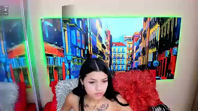 CristalLoren online show from 12-24-24, 11:17