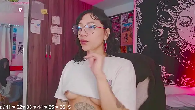 melissahowl online show from 11-10-25, 03:16