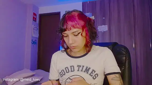 melissahowl online show from 05-08-26, 10:37