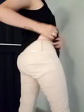 IsisBlake online show from 02-07-25, 11:24