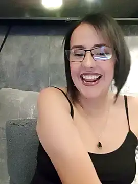 IsisBlake online show from 02-08-25, 07:27