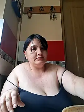 Snapshot of SexyNicool35 chatting on 03-20-26, 06:40 SexyNicool35 online show from 03-20-26, 06:40