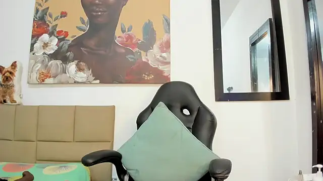 lilybaudyn  online show from 10-27-25, 07:07