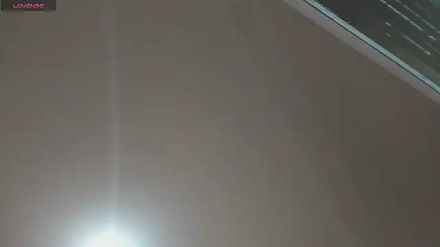 lilybaudyn  online show from 05-11-26, 08:42