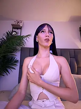 Snapshot of Carlita_cute chatting on 02-26-25, 12:49 Carlita cute online show from 02-26-25, 12:49