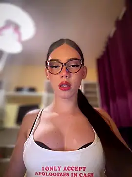 Snapshot of Carlita_cute chatting on 10-07-25, 07:22 Carlita cute online show from 10-07-25, 07:22