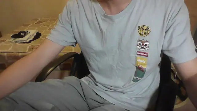 YunheLEE online show from 04-06-26, 03:35