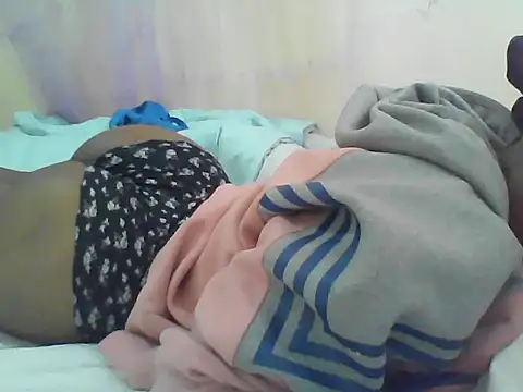 Snapshot of EBONYVANILLA02 chatting on 09-17-25, 08:27 EBONYVANILLA02 online show from 09-17-25, 08:27