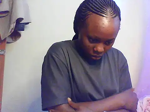 Snapshot of EBONYVANILLA02 chatting on 10-10-25, 07:29 EBONYVANILLA02 online show from 10-10-25, 07:29