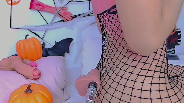 LinayAndValenMVP online show from 10-15-25, 01:11