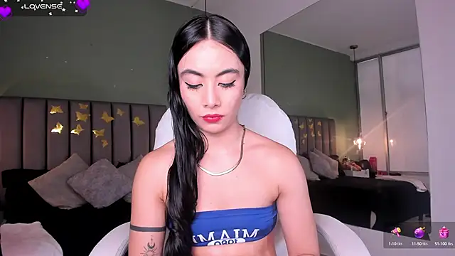 Snapshot of Samaanthaa_ chatting on 03-19-25, 03:19 Samaanthaa online show from 03-19-25, 03:19