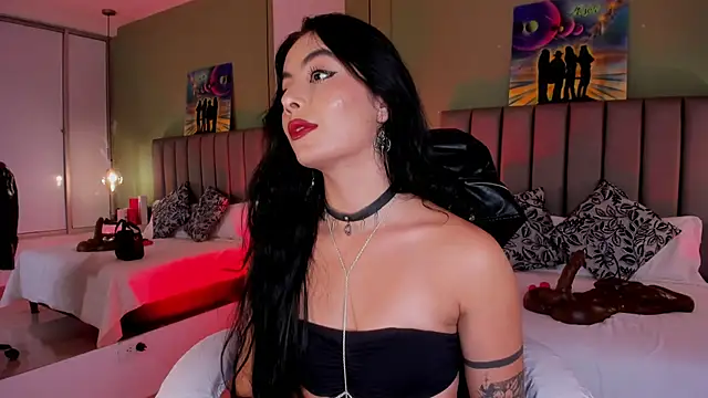 Snapshot of Samaanthaa_ chatting on 10-10-25, 09:47 Samaanthaa online show from 10-10-25, 09:47