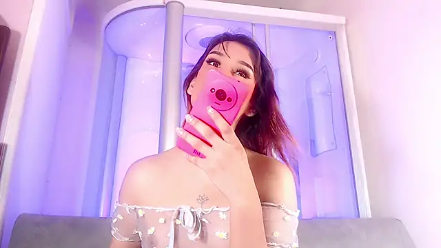 Snapshot of sexy-luna-star-ts chatting on 10-09-25, 08:45 sexy-luna-star-ts online show from 10-09-25, 08:45