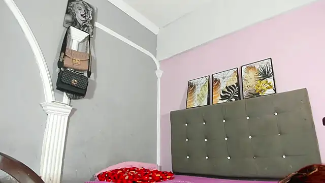 sexy-luna-star-ts online show from 01-09-26, 03:26