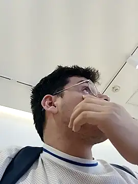  Ottis  online show from 01-21-25, 04:16