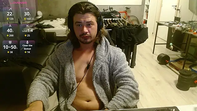 DanishStarF online show from 09-13-25, 02:33