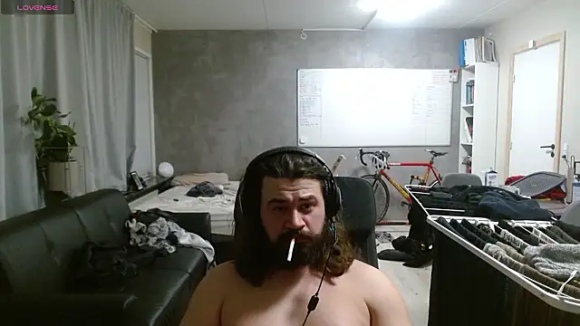 DanishStarF online show from 02-05-26, 09:19