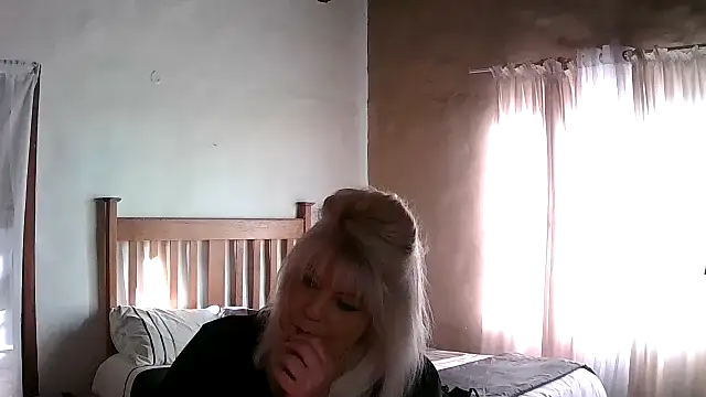 Miahotmilf online show from 10-12-25, 03:11