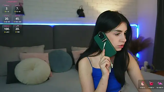 Snapshot of Dina_Foxxx chatting on 03-08-25, 06:43 Dina Foxxx online show from 03-08-25, 06:43