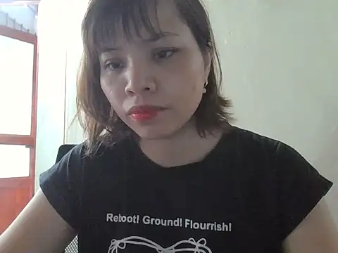 Snapshot of Angela-Eira chatting on 09-21-25, 09:33 Angela-Eira online show from 09-21-25, 09:33