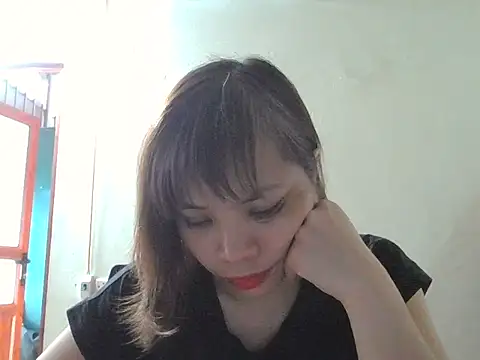 Snapshot of Angela-Eira chatting on 10-01-25, 08:53 Angela-Eira online show from 10-01-25, 08:53