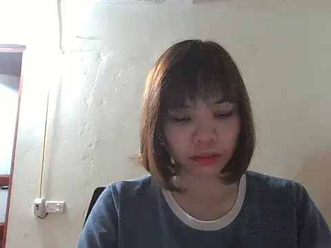 Snapshot of Angela-Eira chatting on 10-06-25, 09:01 Angela-Eira online show from 10-06-25, 09:01