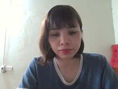 Snapshot of Angela-Eira chatting on 10-12-25, 07:40 Angela-Eira online show from 10-12-25, 07:40
