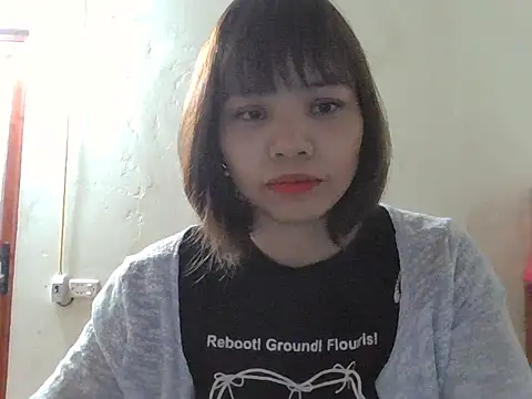 Snapshot of Angela-Eira chatting on 10-15-25, 08:53 Angela-Eira online show from 10-15-25, 08:53