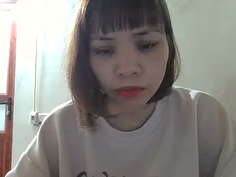 Snapshot of Angela-Eira chatting on 11-02-25, 09:00 Angela-Eira online show from 11-02-25, 09:00