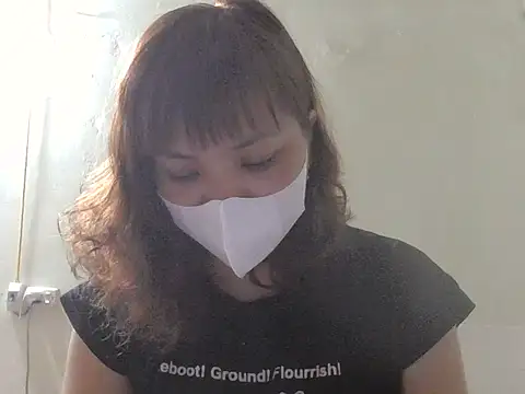 Snapshot of Angela-Eira chatting on 05-11-26, 06:16 Angela-Eira online show from 05-11-26, 06:16