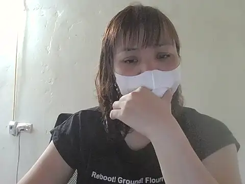 Snapshot of Angela-Eira chatting on 05-25-26, 10:32 Angela-Eira online show from 05-25-26, 10:32