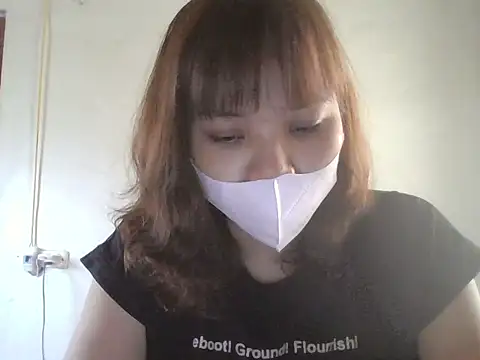 Snapshot of Angela-Eira chatting on 05-26-26, 01:12 Angela-Eira online show from 05-26-26, 01:12