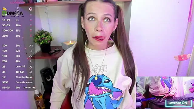 Snapshot of sweetlittlelisa chatting on 11-04-25, 10:20 sweetlittlelisa online show from 11-04-25, 10:20