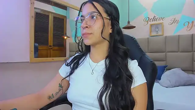 Snapshot of lalytulu99 chatting on 01-21-25, 07:06 lalytulu99 online show from 01-21-25, 07:06