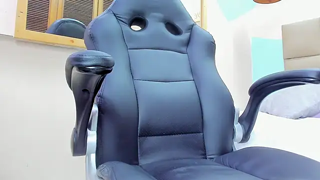 Snapshot of lalytulu99 chatting on 02-01-25, 01:34 lalytulu99 online show from 02-01-25, 01:34