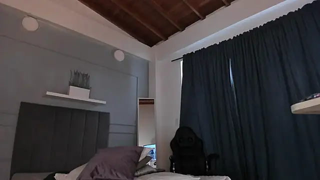 Snapshot of Lissy__Addams chatting on 03-04-25, 07:11 Lissy Addams online show from 03-04-25, 07:11