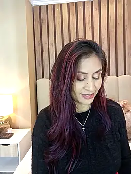 MonicaMoret online show from 03-11-25, 12:17