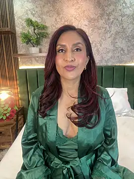 MonicaMoret online show from 06-27-26, 12:22