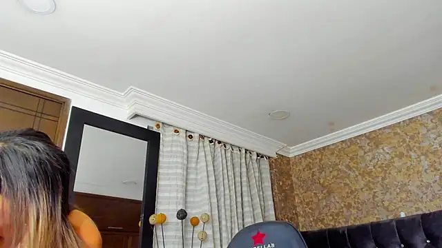 Snapshot of stella_xue chatting on 01-30-25, 08:10 stella xue online show from 01-30-25, 08:10