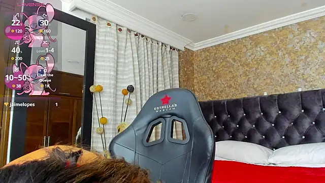 Snapshot of stella_xue chatting on 02-04-25, 01:34 stella xue online show from 02-04-25, 01:34