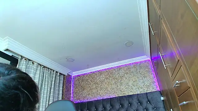 Snapshot of stella_xue chatting on 10-06-25, 08:39 stella xue online show from 10-06-25, 08:39