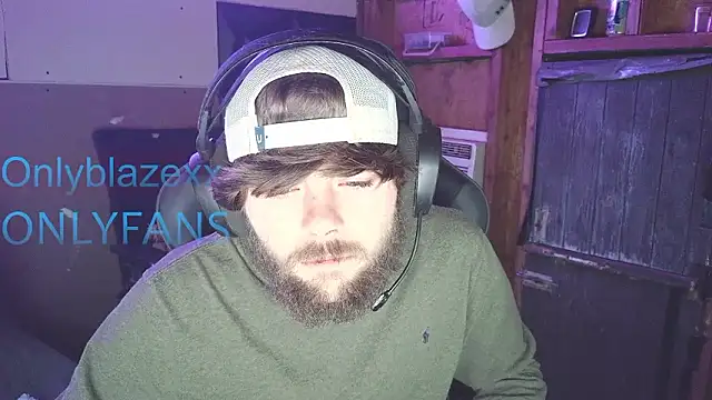 OnlyBlazexx online show from 02-06-26, 03:44