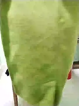 Luxcute286 online show from 02-17-25, 10:36