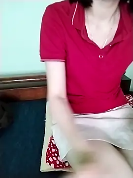 Luxcute286 online show from 03-25-26, 12:49