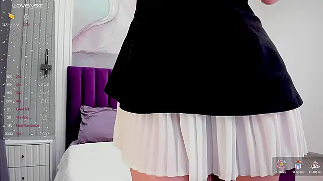 Kelly Cuutie online show from 01-28-25, 09:51