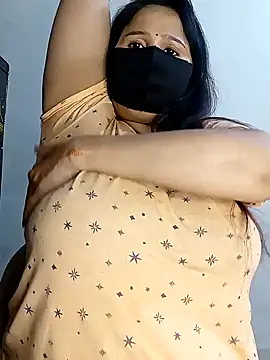 Snapshot of Tishani chatting on 01-25-25, 01:30 Tishani online show from 01-25-25, 01:30