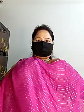 Snapshot of Tishani chatting on 02-03-25, 11:36 Tishani online show from 02-03-25, 11:36