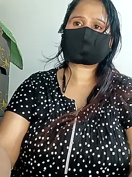 Snapshot of Tishani chatting on 09-23-25, 03:37 Tishani online show from 09-23-25, 03:37