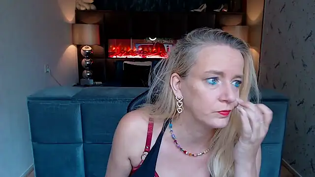 Wendysexyx online show from 10-04-25, 08:23