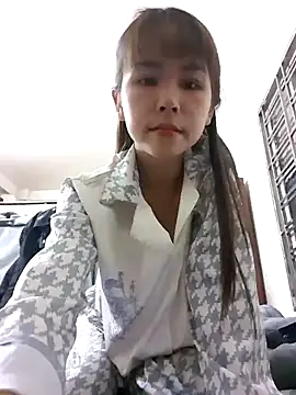 Snapshot of Samsam_567 chatting on 01-12-25, 04:40 Samsam 567 online show from 01-12-25, 04:40